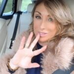 Sabrina Salerno Instagram - Nome: @sabrinasalernofficial Punto di forza come #AcchiappaTalenti: intuito femminile! Non vediamo l’ora di vederla all’opera🤩 “L’acchiappa talenti” vi aspetta da venerdì 10 maggio in prima serata su Rai1 e RaiPlay @milly_carlucci