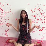 Sae Okazaki Instagram - Ray5月号の表紙を務めさせて頂きました🎀 甘くて可愛い世界観で撮影！ これからだんだんと暖かくなってなってくるのでファッションもメイクもまた違うテイストで楽しみたい🩰 ぜひチェックしてね！！ #ray #5月号