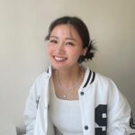 Sae Okazaki Instagram - Ray10月号🍪 着回ししました〜！ まだまだ暑いですが陽の感じが 少しずつ秋、、🍂 ファッション楽しいねえ まだの方はチェック！ #ray #10月号 #連載も見てね
