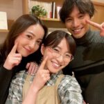 Sae Okazaki Instagram - 「アイのない恋人たち」第7話🌱 観て頂いた皆さんありがとうございます！！ 皆んなどうしたらいいかわからないなりにもがいて 必死に生きていて胸を打たれます。 ついにお兄ちゃんが外に😳！ 写真はそんなお兄ちゃんと愛さんの婚約者に一撃を喰らった顔で😂 次週も是非、ご覧ください！！ #アイのない恋人たち