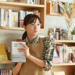 Sae Okazaki Instagram - 本日22時「アイのない恋人たち」 第6話🌱 3組とも別れて、そこからどうなっていくのか。 切ない。涙、涙の回です。🥲 愛さんとの距離もちょっと近づいた、ような、、？ 是非ご覧ください！！ #アイのない恋人たち
