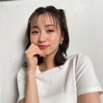 Sae Okazaki Instagram - Ray9月号🌕 もうチェックしてくれましたか？ 可愛い髪型してもらった！笑 今回の連載はサンローラン。 まだの方は是非🧚🏻‍♀️ #ray #9月号