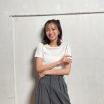 Sae Okazaki Instagram - Ray9月号🌕 もうチェックしてくれましたか？ 可愛い髪型してもらった！笑 今回の連載はサンローラン。 まだの方は是非🧚🏻‍♀️ #ray #9月号
