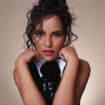 Saffron Hocking Instagram – HUNGER X ARMANI BEAUTY

Makeup using @armanibeauty 

Cover by @matsitek⁠
Fashion and Beauty Director @Marcoantoniolondon using GIORGIO ARMANI Beauty 

Hair Stylist @nicola_harrowell 
Manicurist @Jadefordlondon using ARMANI BEAUTY Digital Artwork @stefkapavlova⁠