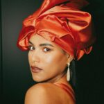 Saffron Hocking Instagram – The SENSATIONAL @ahluwalia made me this custom piece which is so special to my heart for the @serpentineuk party. Made with Saffron coloured materials, which are also the colours of my mothers tribe in Nigeria – Awka. Thank you from the bottom of my heart @priya.ahluwalia1 and your whole entire team. LOVE X 💛❤️🧡 THIS IS FOR NIGERIA 🇳🇬 

Wearing custom @ahluwalia 
Styled by @aimeecroysdill wearing @debeersofficial jewellery assisted by @pruefisher 
Makeup by @nibrasmakeup 
Hair by @joepickeringtaylor 
📸 by @_samakai 

Special thanks to @thelondoner