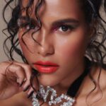 Saffron Hocking Instagram – HUNGER X ARMANI BEAUTY

Makeup using @armanibeauty 

Cover by @matsitek⁠
Fashion and Beauty Director @Marcoantoniolondon using GIORGIO ARMANI Beauty 

Hair Stylist @nicola_harrowell 
Manicurist @Jadefordlondon using ARMANI BEAUTY Digital Artwork @stefkapavlova⁠