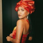 Saffron Hocking Instagram – The SENSATIONAL @ahluwalia made me this custom piece which is so special to my heart for the @serpentineuk party. Made with Saffron coloured materials, which are also the colours of my mothers tribe in Nigeria – Awka. Thank you from the bottom of my heart @priya.ahluwalia1 and your whole entire team. LOVE X 💛❤️🧡 THIS IS FOR NIGERIA 🇳🇬 

Wearing custom @ahluwalia 
Styled by @aimeecroysdill wearing @debeersofficial jewellery assisted by @pruefisher 
Makeup by @nibrasmakeup 
Hair by @joepickeringtaylor 
📸 by @_samakai 

Special thanks to @thelondoner
