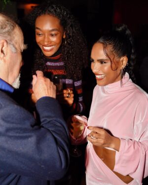 Saffron Hocking Instagram - Bday Don part 1 🎈❤️ @donjuliotequila 
My heart could burst with love 😩 thank you to my beautiful friends and family for celebrating with me. I’ve never had a birthday party before because I’m an introverted extrovert and January is depressing as hell but when @donjuliotequila say they’ll throw you a bash, you can’t say no ❤️ thank you so much to @marti.maz @jared_fleming for being the party planners of dreams! Also @decimo.london @thestandardlondon you’re spectacular ❤️

HMUA by @joepickeringtaylor 
Haircut&Colour by @salon64london 
Styled by @aimeecroysdill
Jewellery @shaunleanejewellery @emmabeckettpr