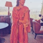 Sagarika Ghatge Instagram – Todays day out in @akuteeindia 🌺 

#handpainted #handwoven #minimalistic