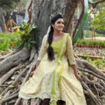 Sai Gayatri Instagram - Third pic Outfit sold out❗️💚✨ . Perfect stiching @tanu_designer_studio . RESALE ALERT ‼️ First three Anarkalis is for RESALE (4th picture peach Anarkali Sold out) 3.5meters top 2.5meters Duppatta Top length 47’inch Back knot and back zip open Princes cut S/M size . Each INR.950/- (with top n duppatta) Free shipping across india No Return /No exchange/No COD available . To shop this Anarkali watsapp us on 9361918406 (Onl watsapp pls) . #beinganu #resale #anarkali #nnk