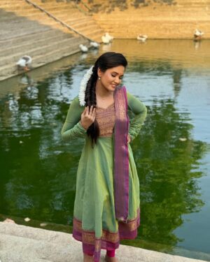 Sai Gayatri Instagram - 🌷🧿
.
Stiching ryt done @tanu_designer_studio 
.
#beinganu #nnk 🎬