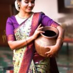 Sai Gayatri Instagram - இனிய பொங்கல் திருநாள் நல்வாழ்த்துக்கள்🌞🐓🌾🌷🐄🍛😇🧿 . @yazhe_creations @p2click.in @ayu_makeoverby_aarthy . #pongal #thaithirunaal🌾 #traditional #festivalvibes