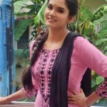 Sai Gayatri Instagram - 💙🧿 . Great quality Ready made kurthi sets @srisai_collestions9 Swipe right to c more collections 👉🏻 . #beingAnu #SetsofNNK 🎬