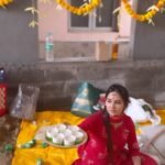 Sai Gayatri Instagram - #Newbeginnings🧿✨ #saisecrets🌱 #factoryopeningpooja😇 Gratefull to God n Universe🙏🏻 . #saisecrets #hairoil #ThankUmakkale