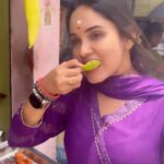Sai Gayatri Instagram - Gilli re release maadhiri pazha Varusham kallichu ,Madurai Chithirai Thiruvizha ku oru visitta potten🧿😇✨ pidicha kovillukku ponnen🙏🏻pidichadha saapten😋pidichadha vaanginen🥰aadikkira veyilla enjoy pannen😉 neriya positive vibes sondha orula irrundhu konduvandhuirruken😇seri sollunga yaaruyelam Chithirai thiruvizhakku vandhinga?🙌🏻 . Comfortable Anarkali @srisai_collestions9 . #sondhaooru #chithirathiruvizha #madurai