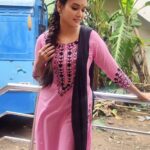 Sai Gayatri Instagram - 💙🧿 . Great quality Ready made kurthi sets @srisai_collestions9 Swipe right to c more collections 👉🏻 . #beingAnu #SetsofNNK 🎬