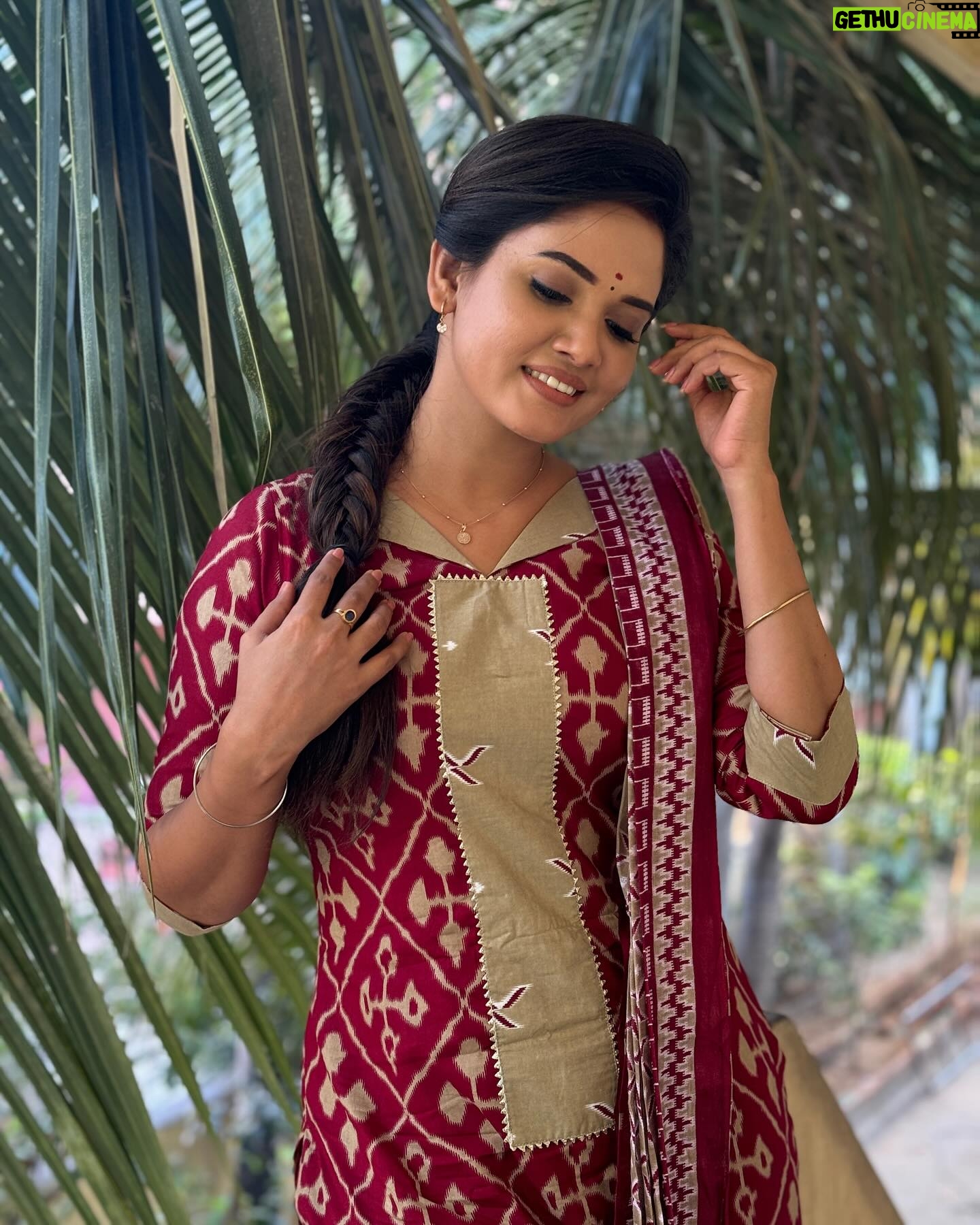 Sai Gayatri Instagram - ✨🧿 . Salwar materials @srisai_collestions9 . #beinganu #nnk #upcoming