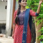 Sai Gayatri Instagram – Ei Suzhali❤️🧿
.
Best quality salwar materials @srisai_collestions9 
.
#beingAnu #frmthesetsof #NNK❤️