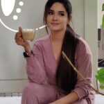 Sai Gayatri Instagram - Coffee morning ☕❤️ . . . #coffeelover #beingme #coffeemorning #nofilter #reelsindia #trendingreels #tredingnow