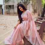 Sai Gayatri Instagram - 🌸🧿 . #mondaymorning