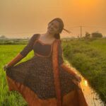 Sai Gayatri Instagram - She & The sunset☀️🌈