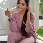 Sai Gayatri Instagram - Coffee morning ☕❤️ . . . #coffeelover #beingme #coffeemorning #nofilter #reelsindia #trendingreels #tredingnow