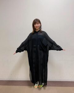 Sairi Ito Instagram - 続き ❺ シャツワンピース パンツ @oltadesigns サンダル @quartierglam イヤリング @duedonne.jewelry リング @shisui_water @higashiyamapr ❻ ワンピース ニットベスト @onicaknits パンプス @yukoimanishi リング @ agu_accessories @higashiyamapr ❼ トップス セットアップ @aeronstudio イヤリング @nojess_official ブーツ @yukoimanishi ❽ ブラウス スカート @near.nippon_official イヤリング @agete_official リング リング @yuha.jewelry_works @higashiyamapr サンダル @manacraftshoes 全部全部可愛過ぎ！ ありがとうございました❣️
