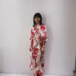 Sairi Ito Instagram – さいきんの…👗💄

【一枚目】
ジャケット
パンツ
@_ebonyofficial_
パンプス
@lunique_official_
イヤーカフ
@graey_official
リング
@rieukjewelry 

【二枚目】
シャツ
スカート
@msgm
イヤーカフ
@prmal_jewelry