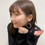 Sairi Ito Instagram - 続き ❺ シャツワンピース パンツ @oltadesigns サンダル @quartierglam イヤリング @duedonne.jewelry リング @shisui_water @higashiyamapr ❻ ワンピース ニットベスト @onicaknits パンプス @yukoimanishi リング @ agu_accessories @higashiyamapr ❼ トップス セットアップ @aeronstudio イヤリング @nojess_official ブーツ @yukoimanishi ❽ ブラウス スカート @near.nippon_official イヤリング @agete_official リング リング @yuha.jewelry_works @higashiyamapr サンダル @manacraftshoes 全部全部可愛過ぎ！ ありがとうございました❣️
