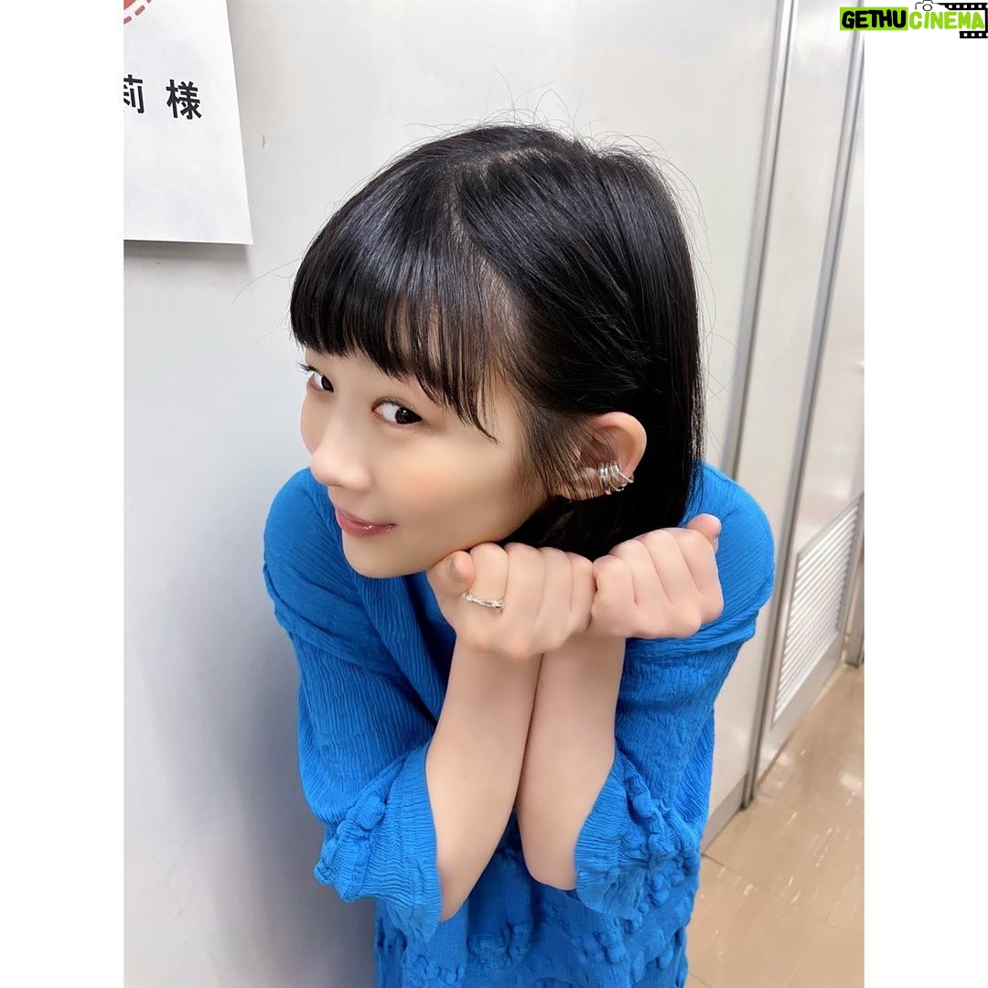 Sairi Ito Instagram - 「FNS歌謡祭」 ジャケット ドレス @ys_theofficial リング @shopmaramcs ネックレス イヤーカフ @nanagu.jewelry ブーツ @manacraftshoes 「ざんねんないきもの事典舞台挨拶」 シャツワンピース @mintdesigns_store スカート @tarajarmon_jp サンダル @manacraftshoes 「ジュラシックワールド舞台挨拶」 ドレス @31philliplim サンダル @jimmychoo イヤーカフ リング @dot.111 「あさイチ」 セットアップ @haat_official イヤーカフ リング @dot.111 「MIRRORLIAR FILMS Season 4舞台挨拶」 ブラウス @kohslickucrro スカート @ezumi.official @mandassociates ブーツ @ymwalts イヤリング @nojess_official リング @agete_official ありがとうございました🥰🫶🥂