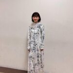 Sairi Ito Instagram - おはようございます🌞 ここらで 溜まっていた素敵ちゃん お衣装ご紹介します💁🏻‍♀️❣️ 1.2枚目 エランドール賞プレゼンター ドレス @lokitho_tokyo イヤリング @graey_official 3.4枚目 アメトーーク!3時間sp ブラウス @newans.official @ow_pressroom ベスト @jack_joat @jakkeldn スカート @jack_joat @provoke_design_boutique サボ @quartierglam イヤリング @garni_official リング @higashiyamapr @ginjewelrytokyo 5.6枚目 ぽかぽか トップス スカート @toryburch 靴 @daniella_and_gemma イヤーカフ @higashiyamapr @etoilight_jewelry 7.8枚目 アレグリアイベント ドレス @31philliplim イヤリング @duedonne.jewelry @higashiyamapr リング @nomg_official @higashiyamapr パンプス @charleskeith_jp 9.10枚目 文化庁芸術祭授賞式 ジャケット スカート @yohjiyamamotoofficial イヤリング @ete_official リング バングル @____.ree____ stylist:あかねさん make:ふぁーびー
