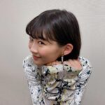 Sairi Ito Instagram - おはようございます🌞 ここらで 溜まっていた素敵ちゃん お衣装ご紹介します💁🏻‍♀️❣️ 1.2枚目 エランドール賞プレゼンター ドレス @lokitho_tokyo イヤリング @graey_official 3.4枚目 アメトーーク!3時間sp ブラウス @newans.official @ow_pressroom ベスト @jack_joat @jakkeldn スカート @jack_joat @provoke_design_boutique サボ @quartierglam イヤリング @garni_official リング @higashiyamapr @ginjewelrytokyo 5.6枚目 ぽかぽか トップス スカート @toryburch 靴 @daniella_and_gemma イヤーカフ @higashiyamapr @etoilight_jewelry 7.8枚目 アレグリアイベント ドレス @31philliplim イヤリング @duedonne.jewelry @higashiyamapr リング @nomg_official @higashiyamapr パンプス @charleskeith_jp 9.10枚目 文化庁芸術祭授賞式 ジャケット スカート @yohjiyamamotoofficial イヤリング @ete_official リング バングル @____.ree____ stylist:あかねさん make:ふぁーびー