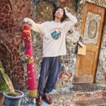 Sairi Ito Instagram - 同じ事務所の岩男海史くん(@iwao_kaishi )が デザイン、プロデュースした ファッションブランド「monstrousa」 @monstrousa 時生さん(@emototokio1989) ほなみさん(@honami__s ) というすきぴな先輩方が モデルをされておりまっせ🤭🌈 ちぇっけら💁🏻‍♀️💓