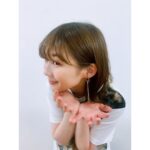 Sairi Ito Instagram - 溜まっていた素敵お衣装コーナー👗❣️ 「おはよう日本」 ニット スカート @lanvin_en_bleu_womens #LANVINenBleu ブーツ @quartierglam イヤリング @garni_official #GARNI 「ジュラシックワールドイベント」 トップス スカート @millanni @dressunreve サンダル @yelloshoes_official イヤリング @la_chiave_jewelry 「夜マックイベント」 ブラウス @kohslickucrro パンツ @wacca_official @dressunreve イヤリング @la_chiave_jewelry サンダル @daniella_and_gemma 「あなたに聴かせたい歌があるんだ試写会」 トップス スカート @beautifulpeople_officialsite サンダル @jimmychoo イヤリング @mikufukamitsu リング @shisui_water @higashiyamapr 「ジュラシックワールド取材」 トップス @___shiio___ ワンピース @eslow__ イヤリング @ten.isetan 続く…