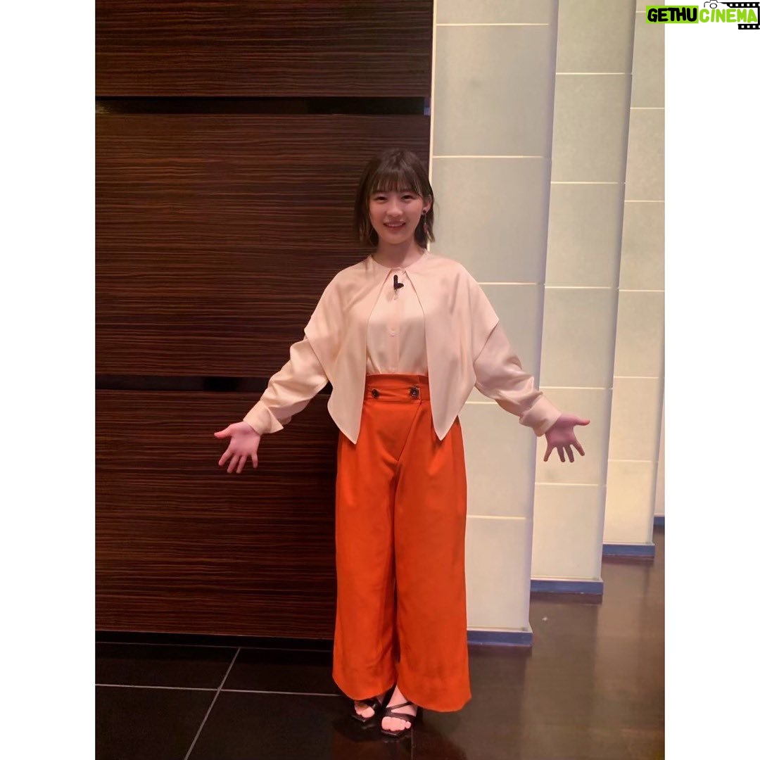 Sairi Ito - 65K Likes - 溜まっていた素敵お衣装コーナー👗❣️
「おはよう日本」
ニット
スカート
@lanvin_en_bleu_womens
#LANVINenBleu
ブーツ
@quartierglam
イヤリング
@garni_official
#GARNI
「ジュラシックワールドイベント」
トップス
スカート
@millanni
@dressunreve
サンダル
@yelloshoes_official
イヤリング
@la_chiave_jewelry
「夜マックイベント」
ブラウス
@kohslickucrro
パンツ
@wacca_official
@dressunreve
イヤリング
@la_chiave_jewelry
サンダル
@daniella_and_gemma
「あなたに聴かせたい歌があるんだ試写会」
トップス
スカート
@beautifulpeople_officialsite
サンダル
@jimmychoo
イヤリング
@mikufukamitsu
リング
@shisui_water
@higashiyamapr
「ジュラシックワールド取材」
トップス
@___shiio___
ワンピース
@eslow__
イヤリング
@ten.isetan
続く…