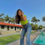 Sakshi Vaidya Instagram - I’m loving these hues ☺️ #weekendvibes