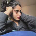Sakshi Vaidya Instagram - sending you the last snuggles for this year🦥 happy weekend x