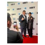 Sakura Ando Instagram - ハワイ国際映画祭でHalekulani Vanguard Awardという有難い賞をいただきました🌈すてきな映画祭にお招きいただきありがとうございます。 尊敬する最高にかっこよく優しい先輩方 @cliffcurtis_ @donlee と授賞式やインタビューでご一緒できてとてもよい刺激をいただきました🥹本当に本当にびっくりするほど最高に優しくて素敵でした😭 I'm touched  and very grateful, thank you so much HIFF @hiffhawaii 🌈❤️ MAHALO🌈🌈🌈🫶🫶🫶