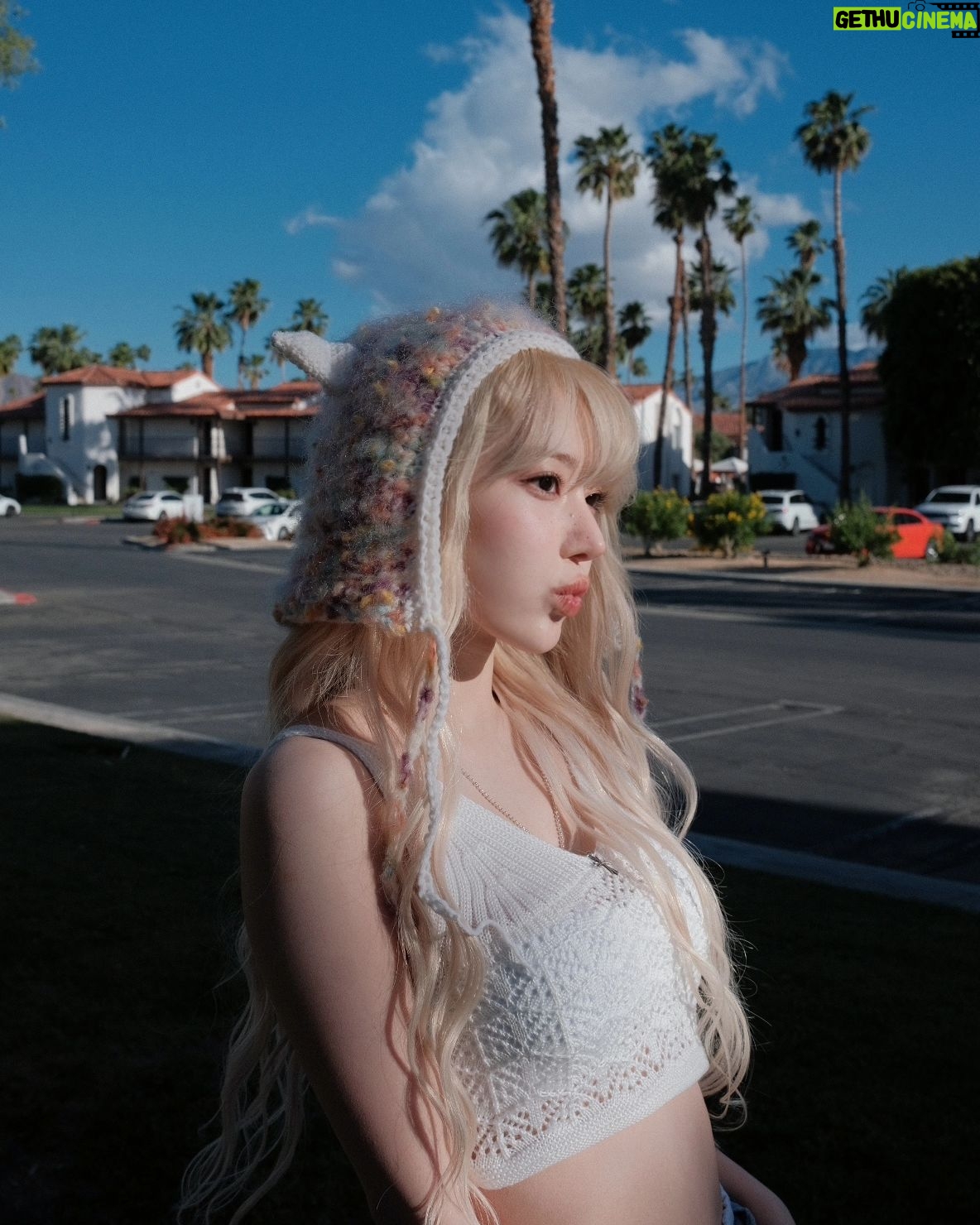 Sakura Miyawaki Instagram - λΏ λͺ¨μπβ #kkurochet #crochet