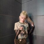 Sakura Miyawaki Instagram – #LouisVuitton #PR