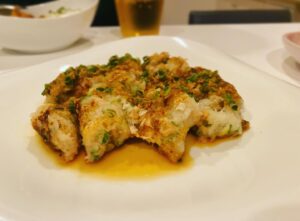 Sakurako Ohara Instagram - 私が作ったカレー
やっぱり3杯食べてくれる親友

巨大な大根を大根餅にしてみました🤤

まいちんのお家料理も食べたい🤤