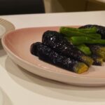 Sakurako Ohara Instagram - 私が作ったカレー やっぱり3杯食べてくれる親友 巨大な大根を大根餅にしてみました🤤 まいちんのお家料理も食べたい🤤