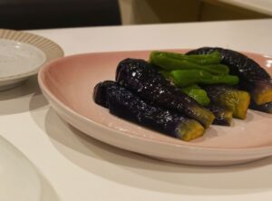 Sakurako Ohara Instagram - 私が作ったカレー
やっぱり3杯食べてくれる親友

巨大な大根を大根餅にしてみました🤤

まいちんのお家料理も食べたい🤤