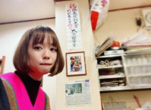 Sakurako Ohara Instagram - 祖師ヶ谷大蔵　
「おそば　さか本」
本日、アド街ック天国に出没！
私も、たまに出没しとります🙋‍♀️笑

今行くと、お店で素敵なお祝いしてくださってます…🥺✨

#祖師ヶ谷大蔵
#アド街ック天国 
#さか本