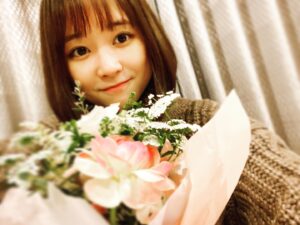 Sakurako Ohara Instagram - この度、
読売演劇大賞　杉村春子賞を
いただきました。

2022年
「ミネオラ・ツインズ: 六場、四つの夢、(最低) 六つのウィッグからなるコメディ」
「ザ・ウェルキン」

このニ作品のキャスト・スタッフの皆様、

ご観劇してくださった皆様、

この二作品のプロデューサーであり、シス・カンパニーの社長、北村明子様、

そして、家族、父、母、姉。
　

支えてくださった皆様に感謝申し上げます。

ここからが、
これからが、
始まり

今は心臓バクバクですが、
地に足ついて、精進して参ります。今後とも、ご支援のほど、宜しくお願い致します。

#ミネオラツインズ 
#ザウェルキン
第30回 #読売演劇大賞 
#杉村春子賞