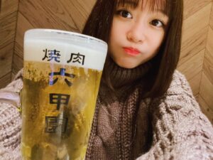 Sakurako Ohara Instagram - ふわっ

今日でデビュー9周年とのこと…🥺✨

感謝しかありません🥲

え。。待って。

まってマッテMATTE

9年⁉︎

もうそんなに経つの…😱?
恐ろしい💦

明日からまたツアーも始まります♪
たくさんの“ありがとう”届けたいと思います‼︎

めでたい日なので、
“ふわふわ”浮かれてきます🍺