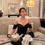 Sam Instagram – Cảm lạnh có thể là do gió, nhưng cảm nắng chắc chắn là do em 😝