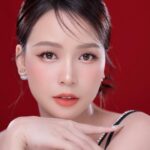 Sam Instagram - Em hơi bận nên em “nhờ anh” “Nhờ anh” thay huyền bằng sắc 😝 —————— Mk @hiwon2412 Hair @jiminhw309