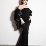 Sam Instagram - Ở độ tuổi không còn đau lòng nữa Mà đau cột sống vì chụp ảnh 😅 ❤️ Makeup: @hiwon2412 Photo: @qquangduc Stylist: @bibo_stylist_ Assistant: @_tu_anhh.04_