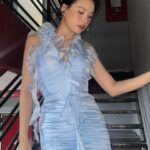 Sam Instagram – Em giống ca sĩ chuẩn bị lên hát quá 🤭
—————————
Váy xinh @trenxystudios